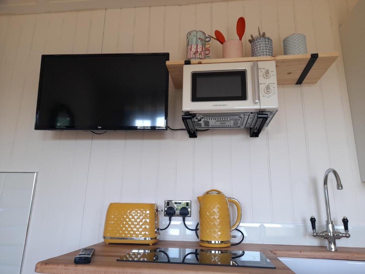 Appartement Dinky'S Den à Coverack Extérieur photo