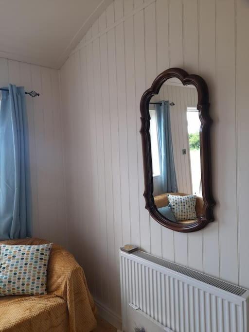 Appartement Dinky'S Den à Coverack Extérieur photo
