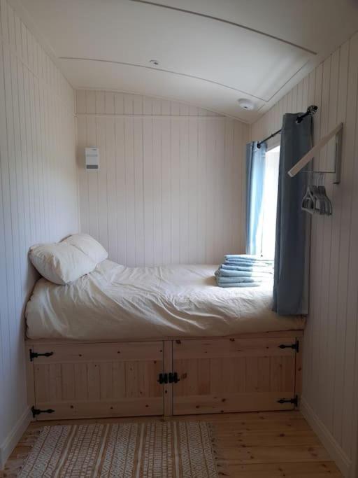 Appartement Dinky'S Den à Coverack Extérieur photo